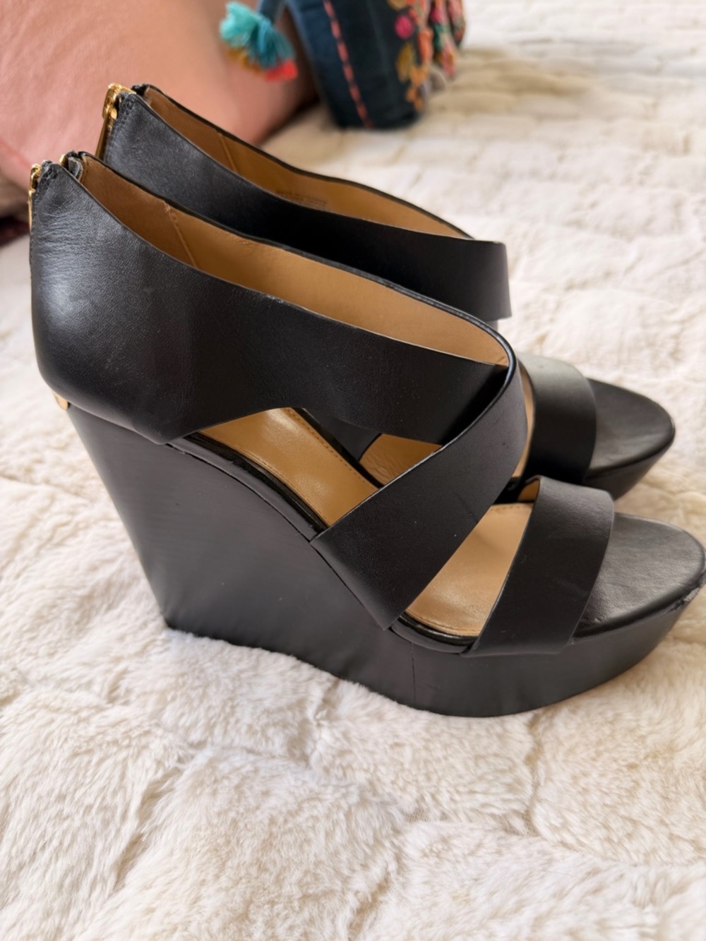 Michael Kors Black Leather Platform Wedge Sandals | Gold Zip Back | Size 7M - Picture 4 of 14